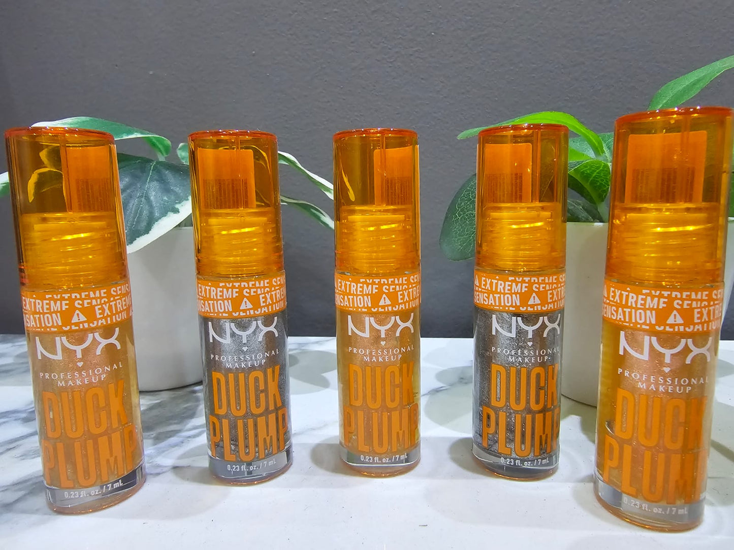 BRILLO VOLUMINIZADOR NYX MAQUILLAJE