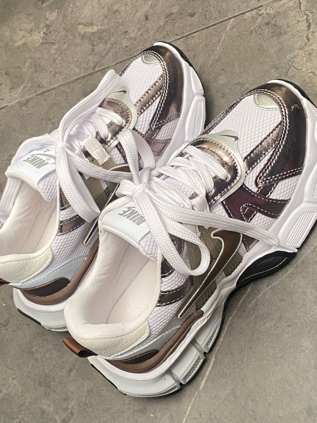 TENIS SPORTSWEAR DAMA